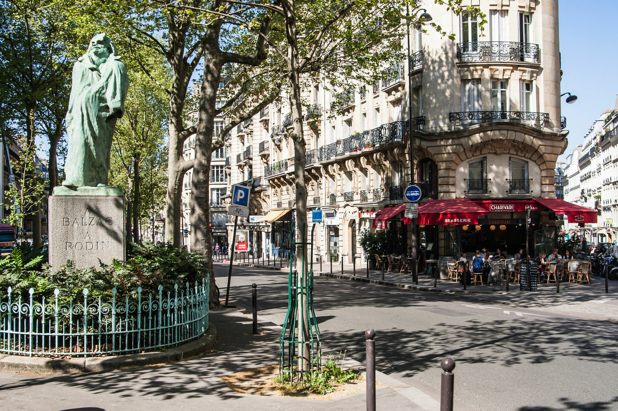 Hotel Jardin Le Brea Paris Exterior photo